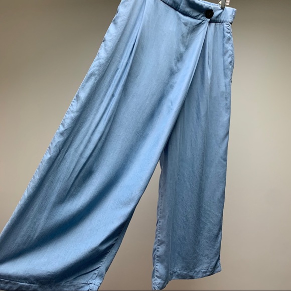 Zara | L | Wide Leg Cropped Pants - Picture 9 of 9